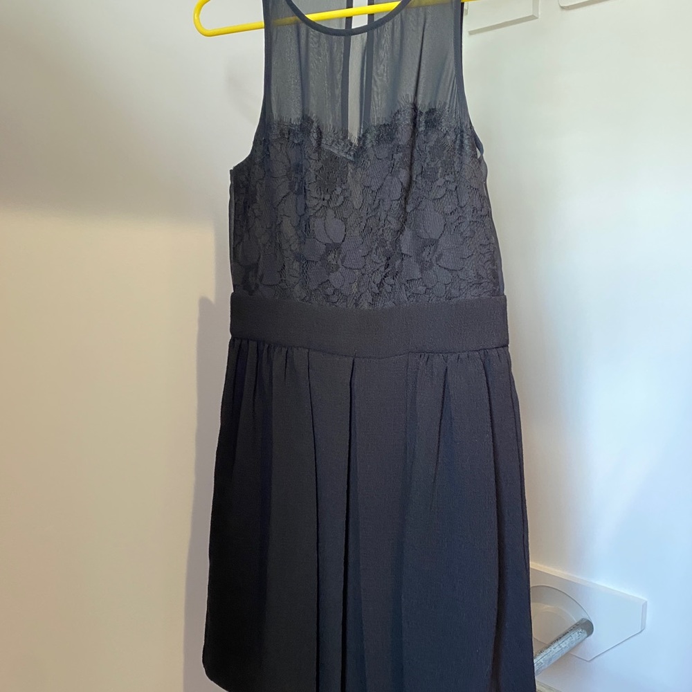 BCBGeneration Black Lace Size 2 Cocktail Dress
